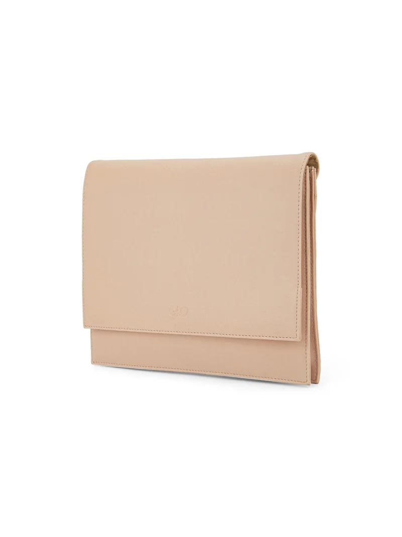 جلو باص حقيبة كروس بودي نسائية من جلد نباتي بيج سادة مع حزام قابل للفصل